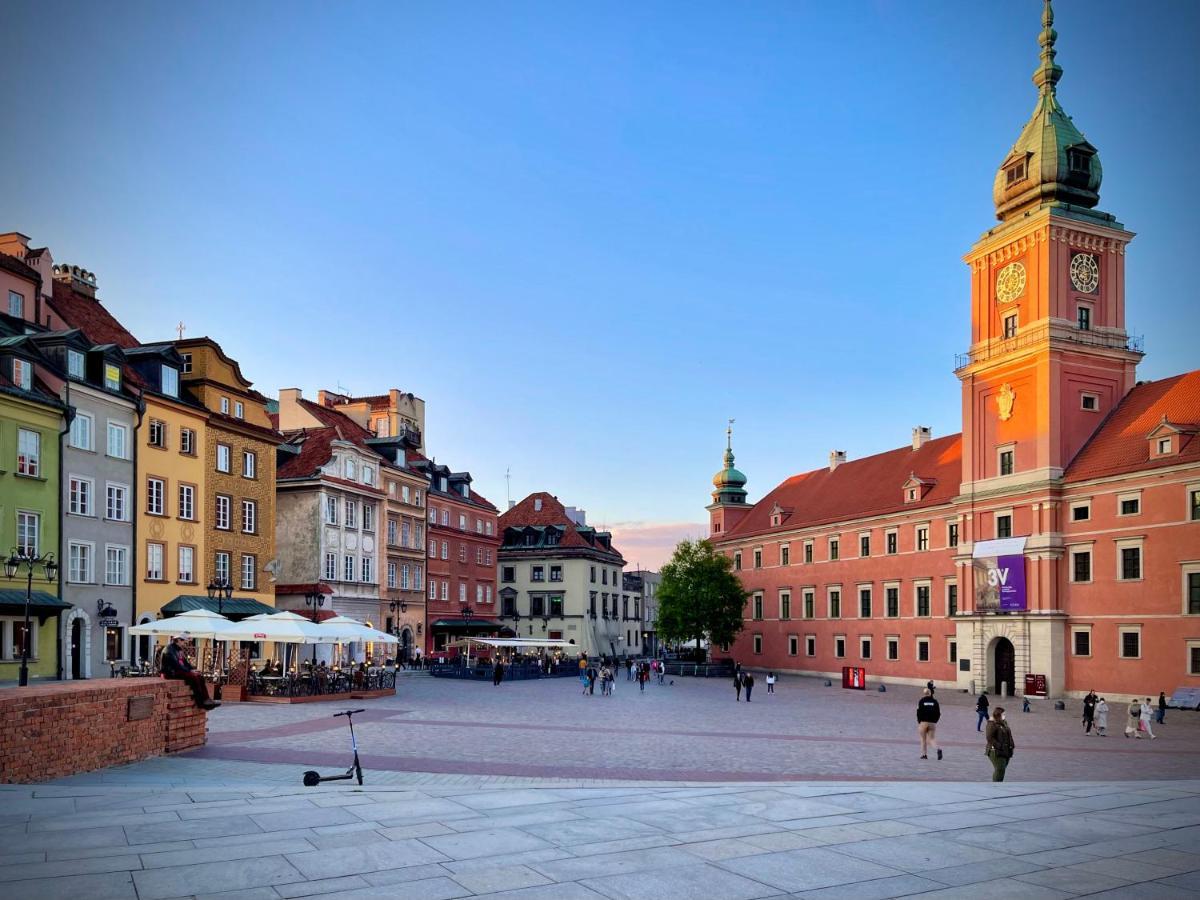 Old Town Best View Wifi 300 Mb/S Huge Screen Netflix Appletv Amazontv Warsaw Luaran gambar